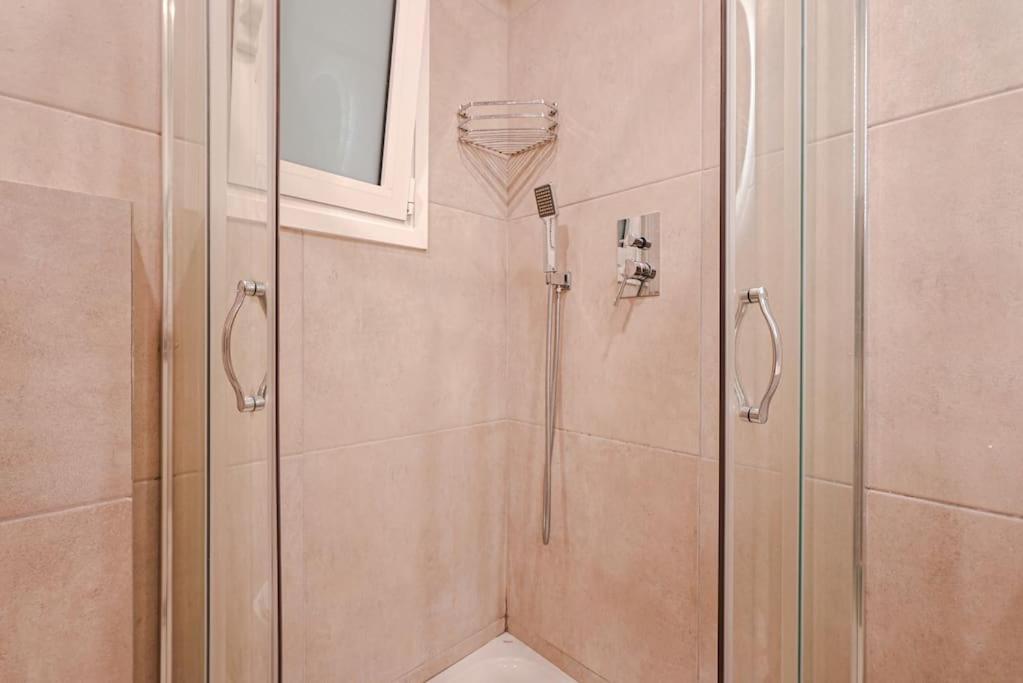 Syntagma Square, 60Sqm Dream Suite เอเธนส์ ภายนอก รูปภาพ